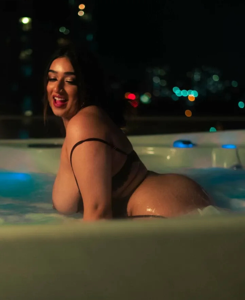 Escort service in Mira Road